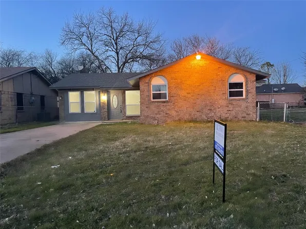 1710 Bogarte Dr, Grand Prairie, TX 75051