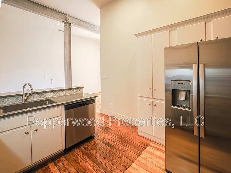 149 S Daniel Morgan Ave #B — Photo 9