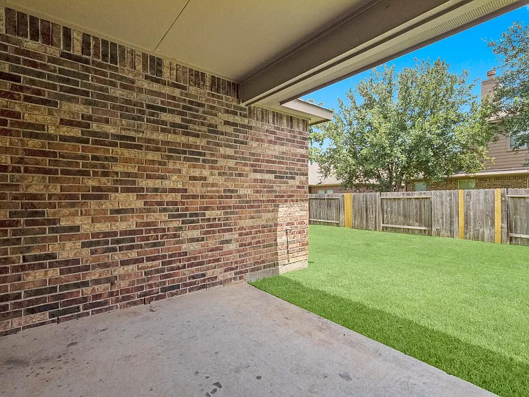 118 Red Deer Pl — Photo 21