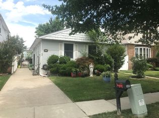 945 Stafford Ave, Staten Island, NY 10309