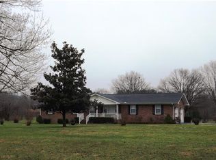 680 Maple Springs Rd, Manchester, TN 37355