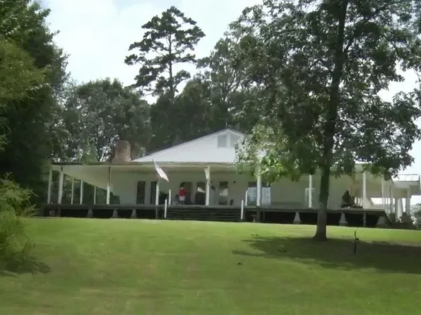 143 Methodist Landing Rd, Leesville, LA 71446