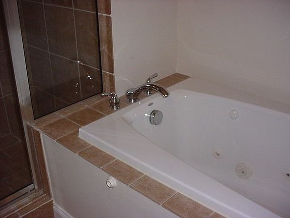 jacuzzi tub view#2