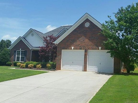 3rd image of 243 Winter Flake Dr