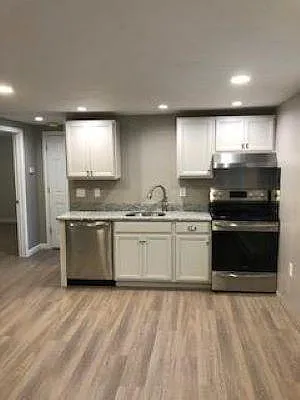 904 Branch Ave #3 — Photo 2
