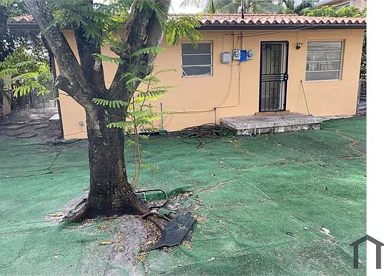 3 bed, $3,200 — Photo 2