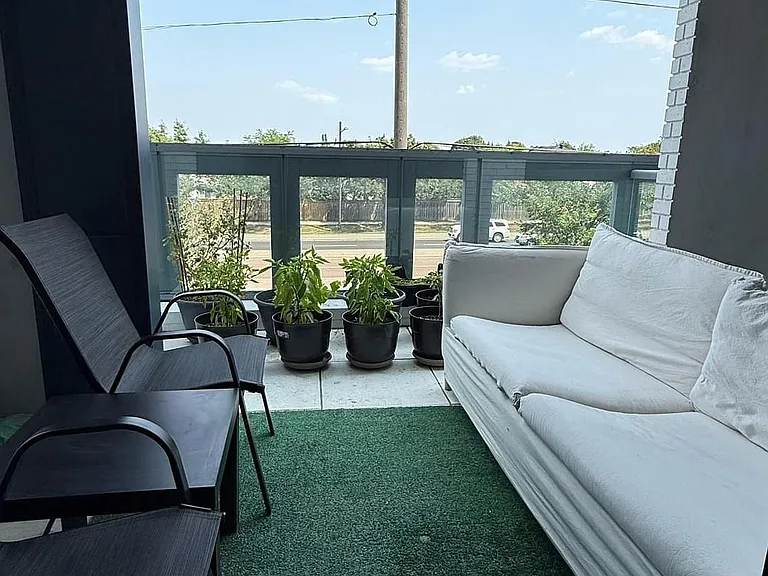 7950 Bathurst St #210 — Photo 12