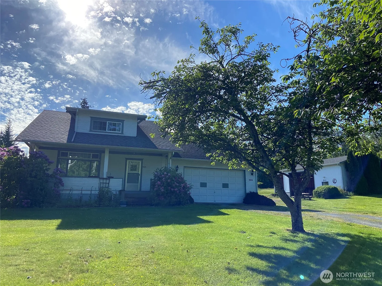 7424 65th Avenue SE photo 1