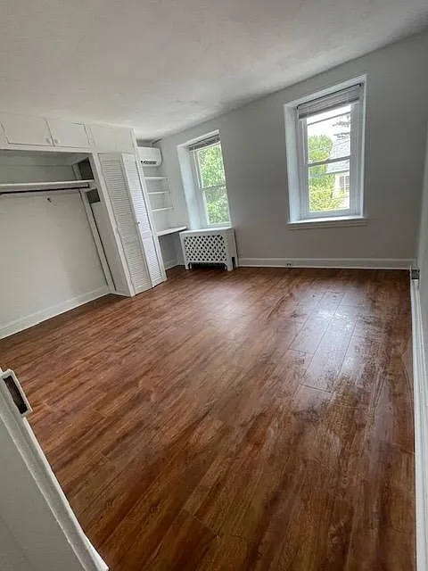 25 W Southampton Ave - Second Floor — Photo 3