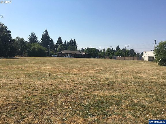 3rd image of 3835 River Rd