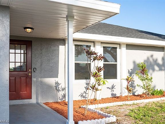 3rd image of 322 SE 17th Ave