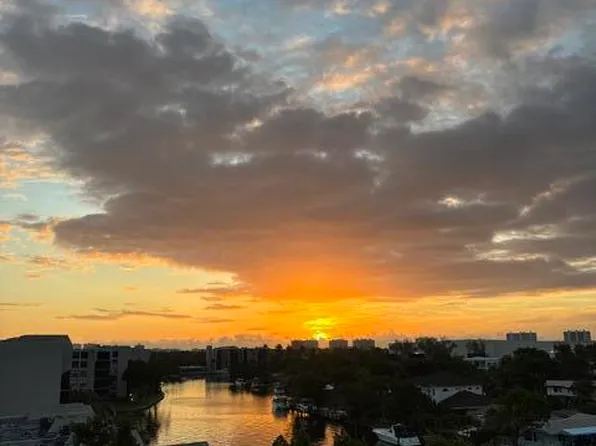 21 Royal Palm Way #2020, Boca Raton, FL 33432