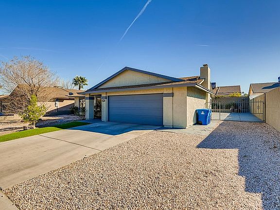 2nd image of 3055 Cadbury Dr