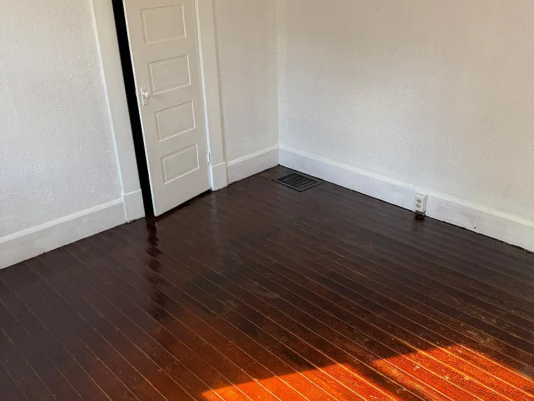 822 N Turner St — Photo 19