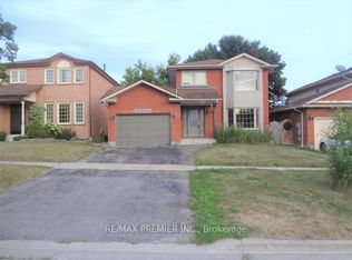 49 Bassett Blvd, Whitby, ON L1N 8N5