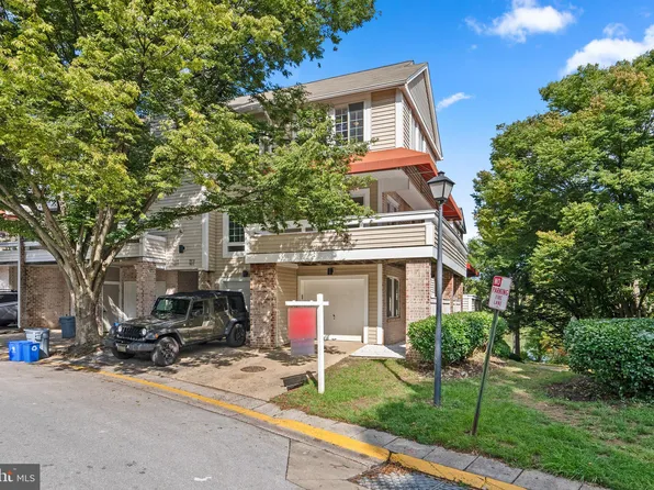 9851 Dockside Ter, Montgomery Village, MD 20886