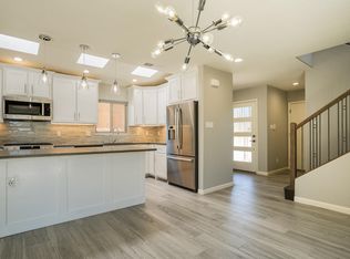 2416 Carson Rd NW, Albuquerque, NM 87104