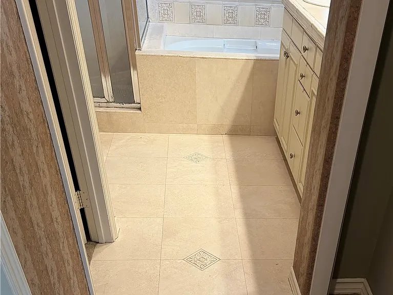 16333 Fox Hollow Way — Photo 17
