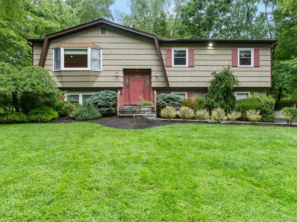 1 Earl Court, Monsey, NY 10952