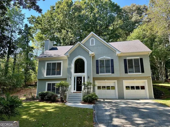 2090 Davis Dr, Cumming, GA 30041