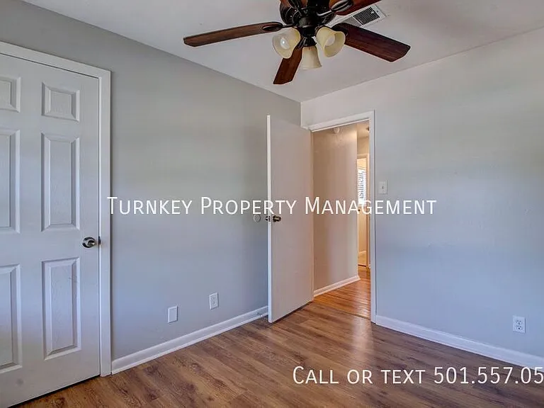 7 Fairbrook Dr — Photo 23