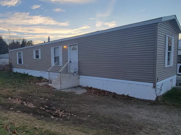 15 Lexis Lane, Auburn, ME 04210