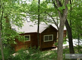 292 Red Maple Ln, Boone, NC 28607