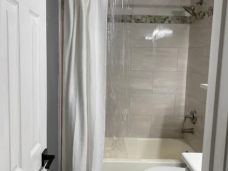 2nd bathroom
