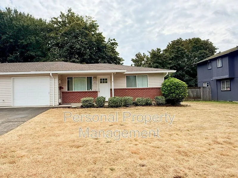 2 bed, 1.0 bath, 970 sqft, $1,795 — Photo 1