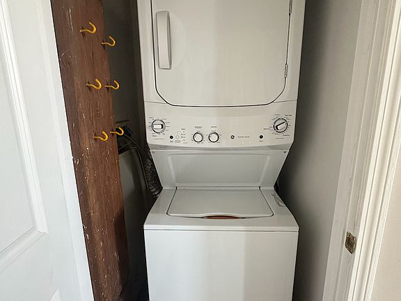 5th image of 881 E 1st St Unit 107