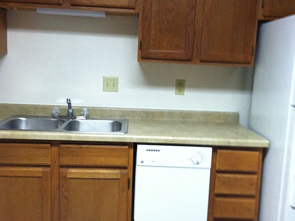 One bedroom kitchen_10182017