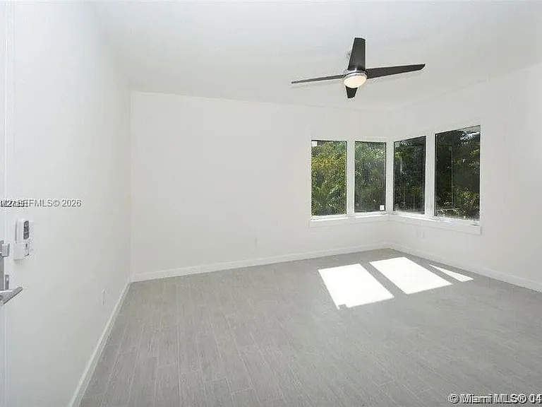 620 Michigan Ave #7 — Photo 1