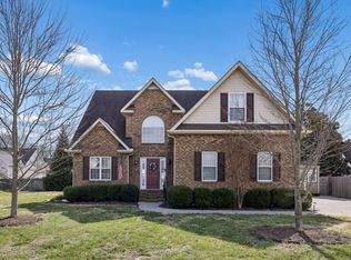 369 Chippen Ct, Murfreesboro, TN 37128