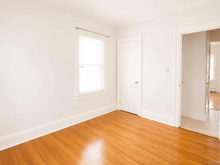 15 W Walnut St — Photo 13