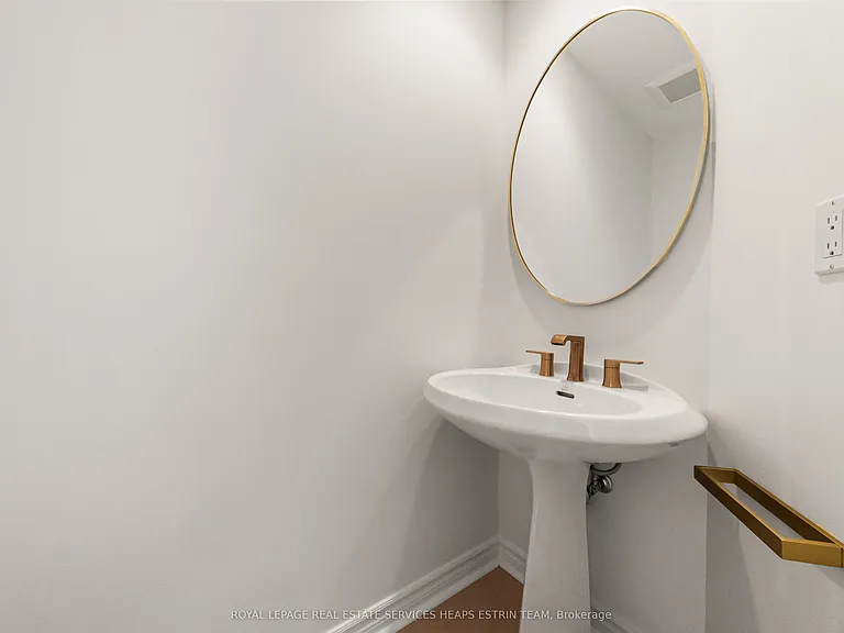10 Gibson Ave — Photo 20
