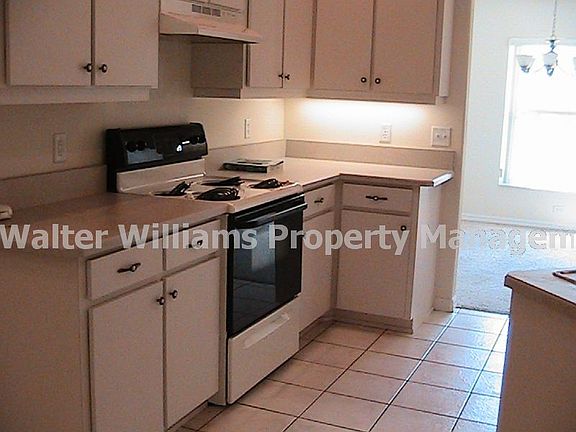 5th image of 57 Randolph Dr