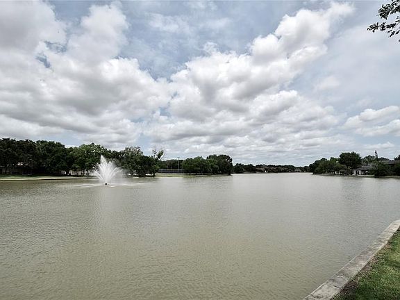 4th image of 2403 Water Rest Dr
