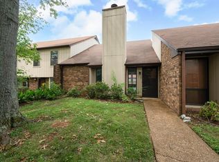 928 Old Fountain Pl, Hermitage, TN 37076