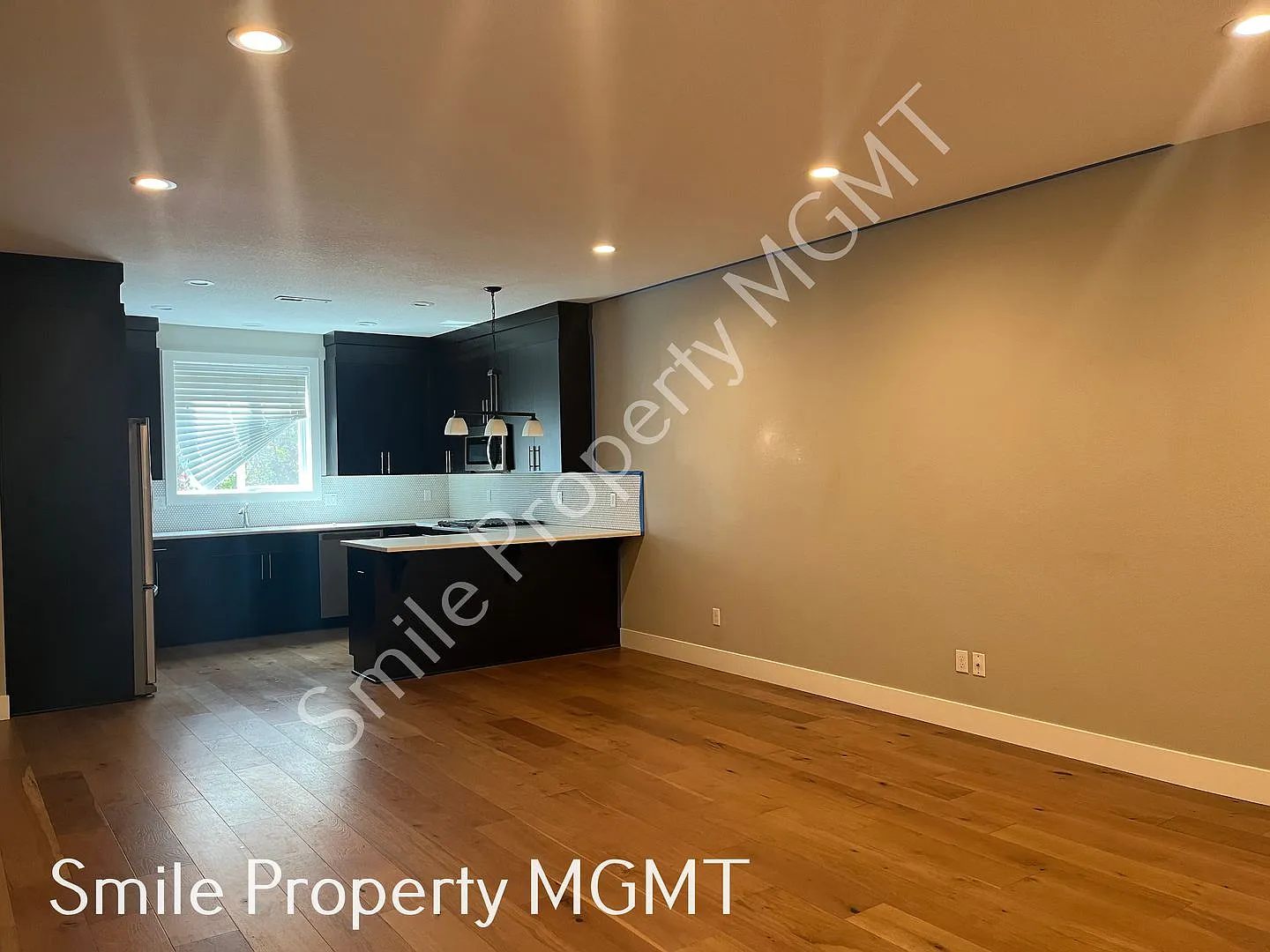 2416 Southeast Morrison Street — Photo 3