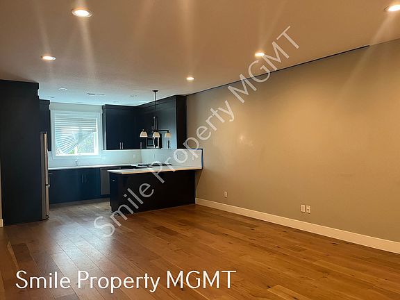 3rd image of 2416 SE Morrison St Unit A