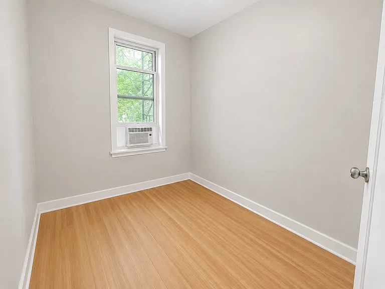 200 Utica Ave #3 — Photo 7