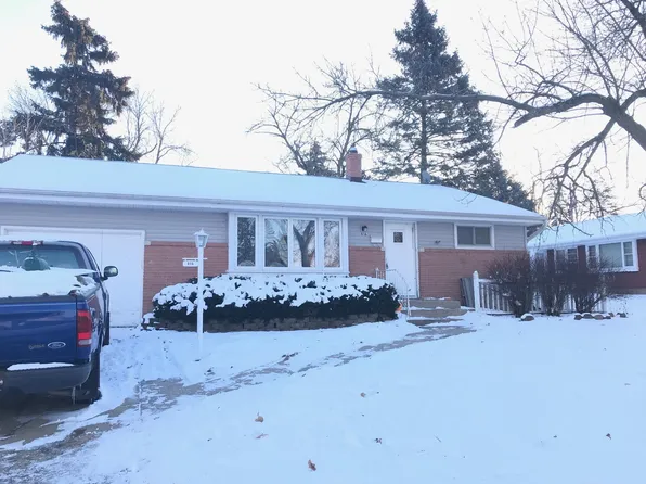 816 Emerson Dr, Rockford, IL 61108