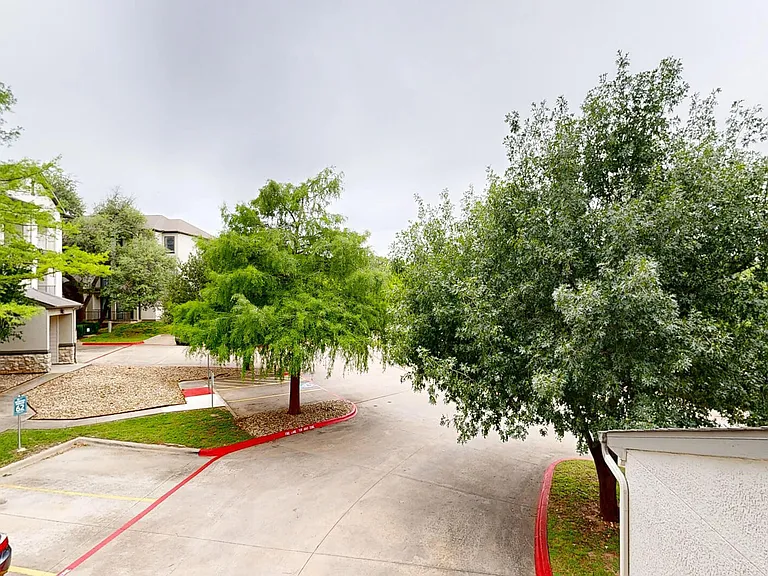 Lakeline Villas — Photo 88