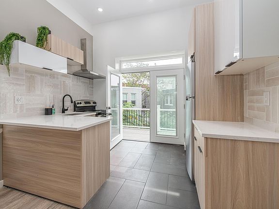 4th image of 2521 Grays Ferry Ave #2