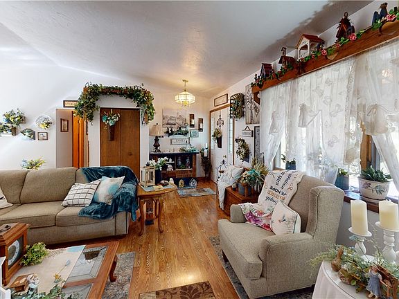 5th image of 332 S Duffy Rd