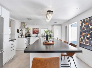 1772 SW 10th St, Miami, FL 33135