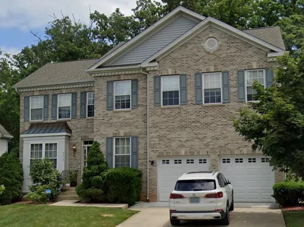 9615 Huxley Dr, Lanham, MD 20706