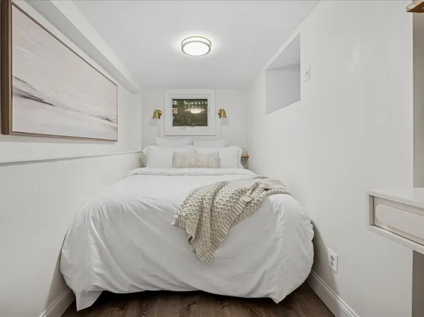 118 West 81st Street image 11 of 17