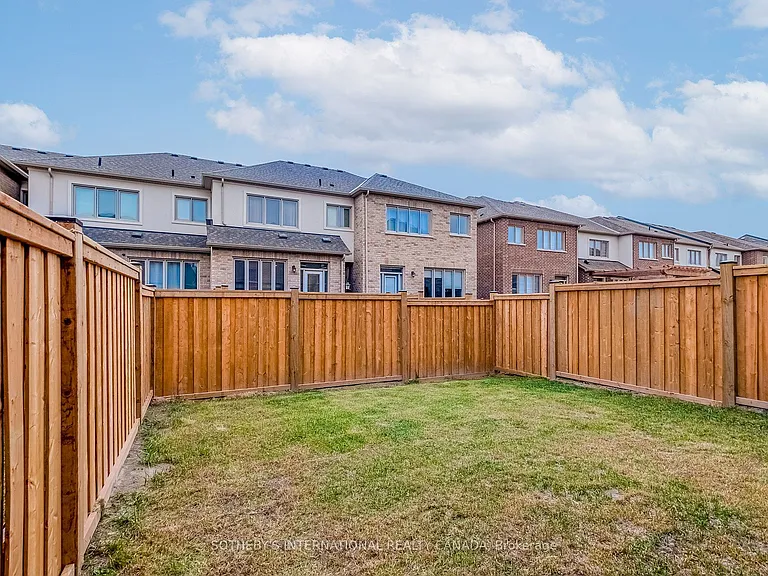 36 Quinton Rdg #UPPER — Photo 39