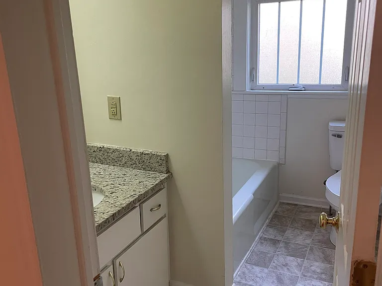 716 Crosby Rd — Photo 16